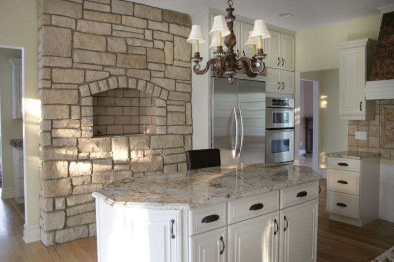 Kitchen Cabinets Refacing in Muncie, IN